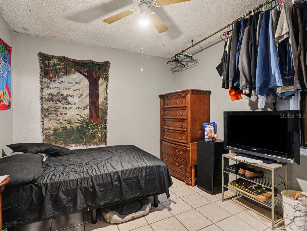 6313 SWEETWATER DRIVE E, Lakeland, FL 33811 6313 SWEETWATER DRIVE E, Lakeland, FL 33811