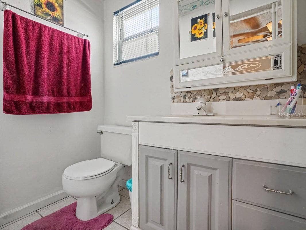 6313 SWEETWATER DRIVE E, Lakeland, FL 33811 6313 SWEETWATER DRIVE E, Lakeland, FL 33811
