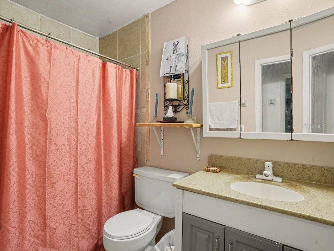 6313 SWEETWATER DRIVE E, Lakeland, FL 33811 6313 SWEETWATER DRIVE E, Lakeland, FL 33811