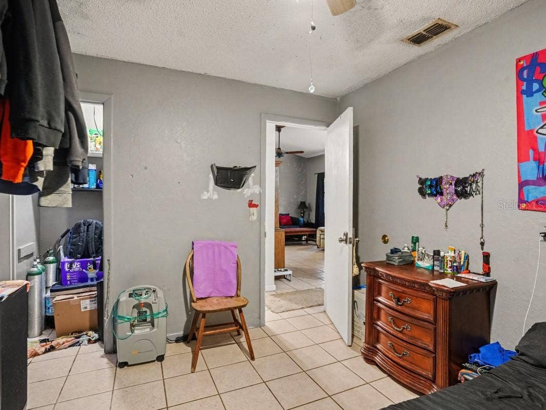 6313 SWEETWATER DRIVE E, Lakeland, FL 33811 6313 SWEETWATER DRIVE E, Lakeland, FL 33811