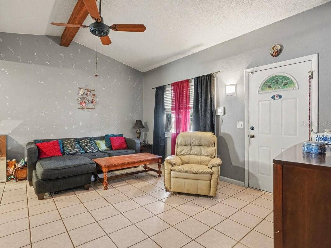 6313 SWEETWATER DRIVE E, Lakeland, FL 33811 6313 SWEETWATER DRIVE E, Lakeland, FL 33811