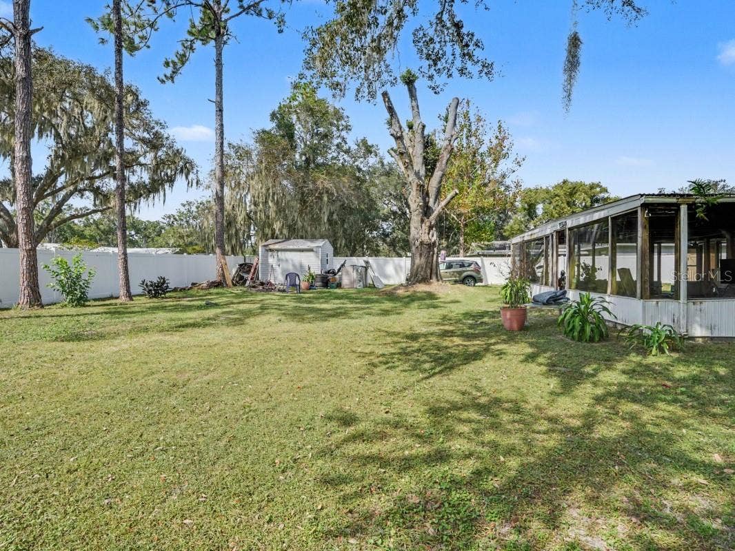 6313 SWEETWATER DRIVE E, Lakeland, FL 33811 6313 SWEETWATER DRIVE E, Lakeland, FL 33811