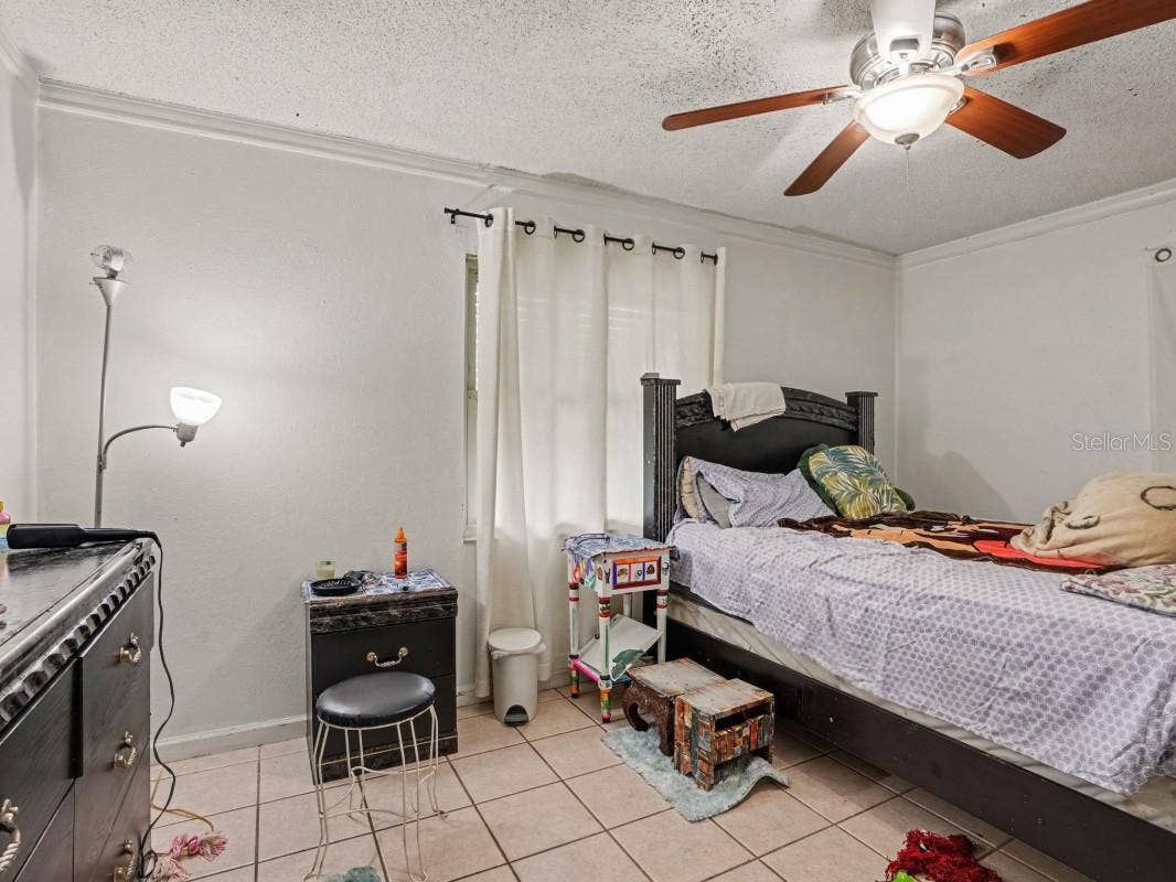 6313 SWEETWATER DRIVE E, Lakeland, FL 33811 6313 SWEETWATER DRIVE E, Lakeland, FL 33811