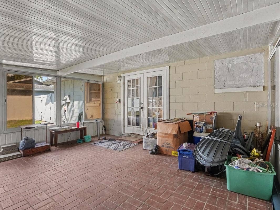 6313 SWEETWATER DRIVE E, Lakeland, FL 33811 6313 SWEETWATER DRIVE E, Lakeland, FL 33811