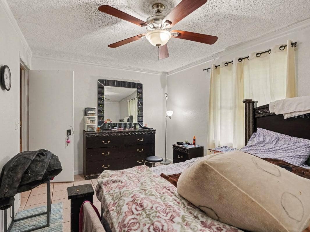 6313 SWEETWATER DRIVE E, Lakeland, FL 33811 6313 SWEETWATER DRIVE E, Lakeland, FL 33811