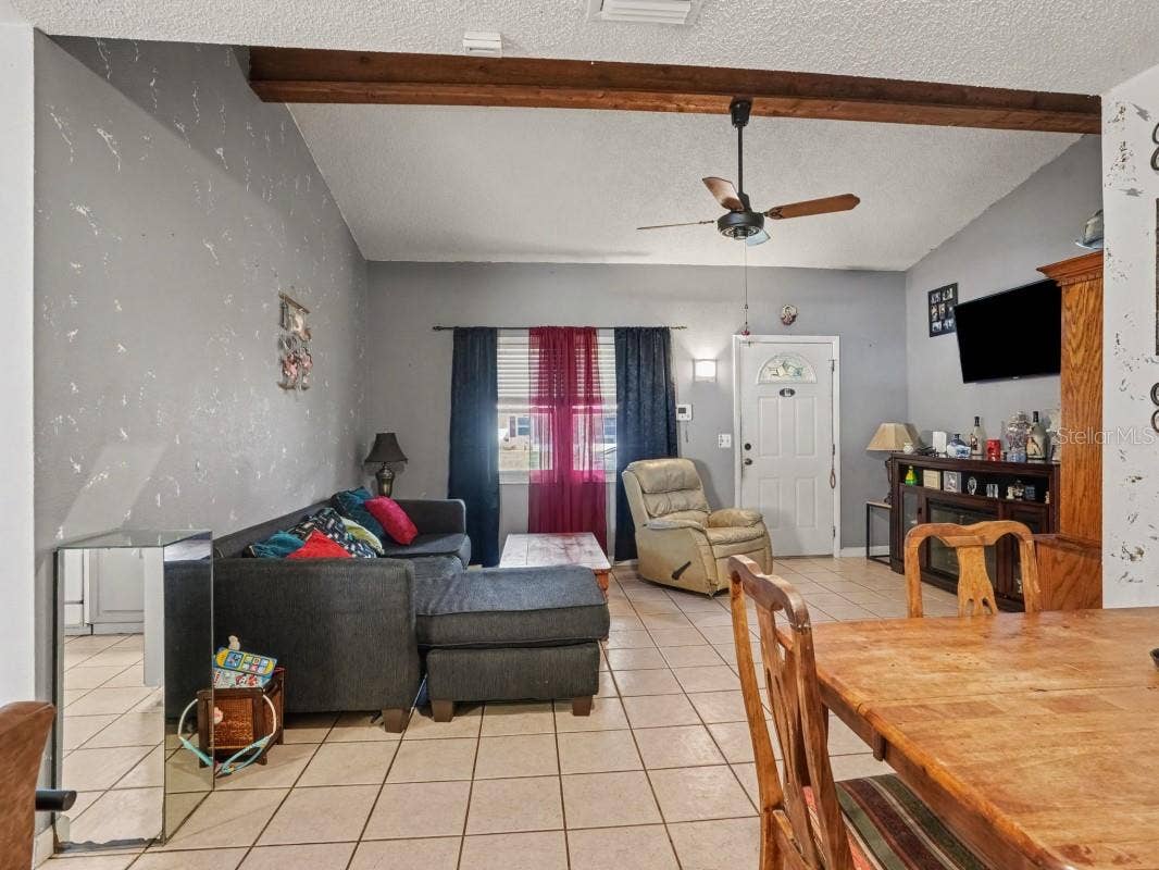 6313 SWEETWATER DRIVE E, Lakeland, FL 33811 6313 SWEETWATER DRIVE E, Lakeland, FL 33811