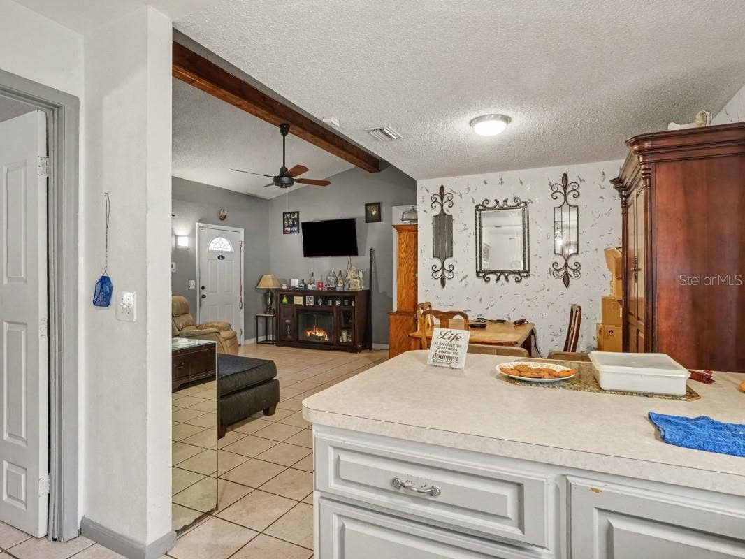 6313 SWEETWATER DRIVE E, Lakeland, FL 33811 6313 SWEETWATER DRIVE E, Lakeland, FL 33811