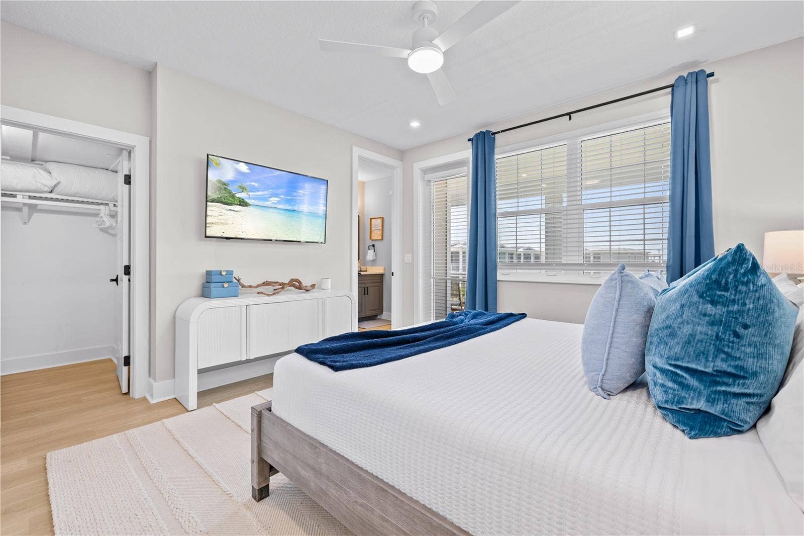 4318 MARINA VIEW WAY, Cortez, FL 34215 4318 MARINA VIEW WAY, Cortez, FL 34215