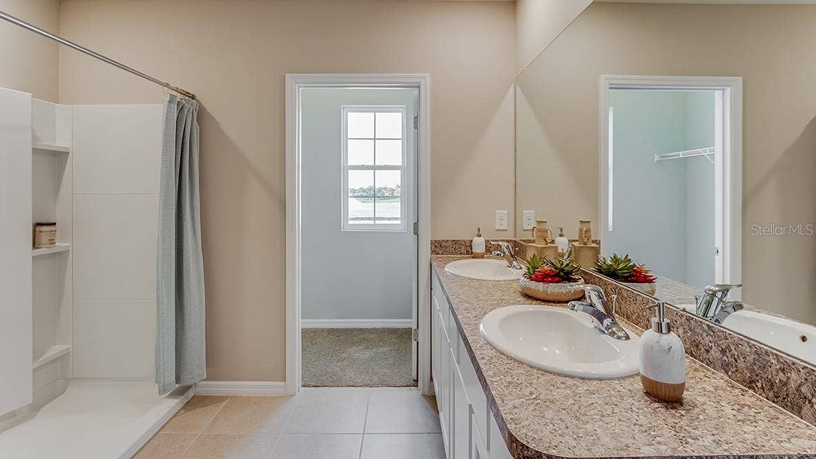 1138 BOURBON AVENUE, Bradenton, FL 34212 1138 BOURBON AVENUE, Bradenton, FL 34212