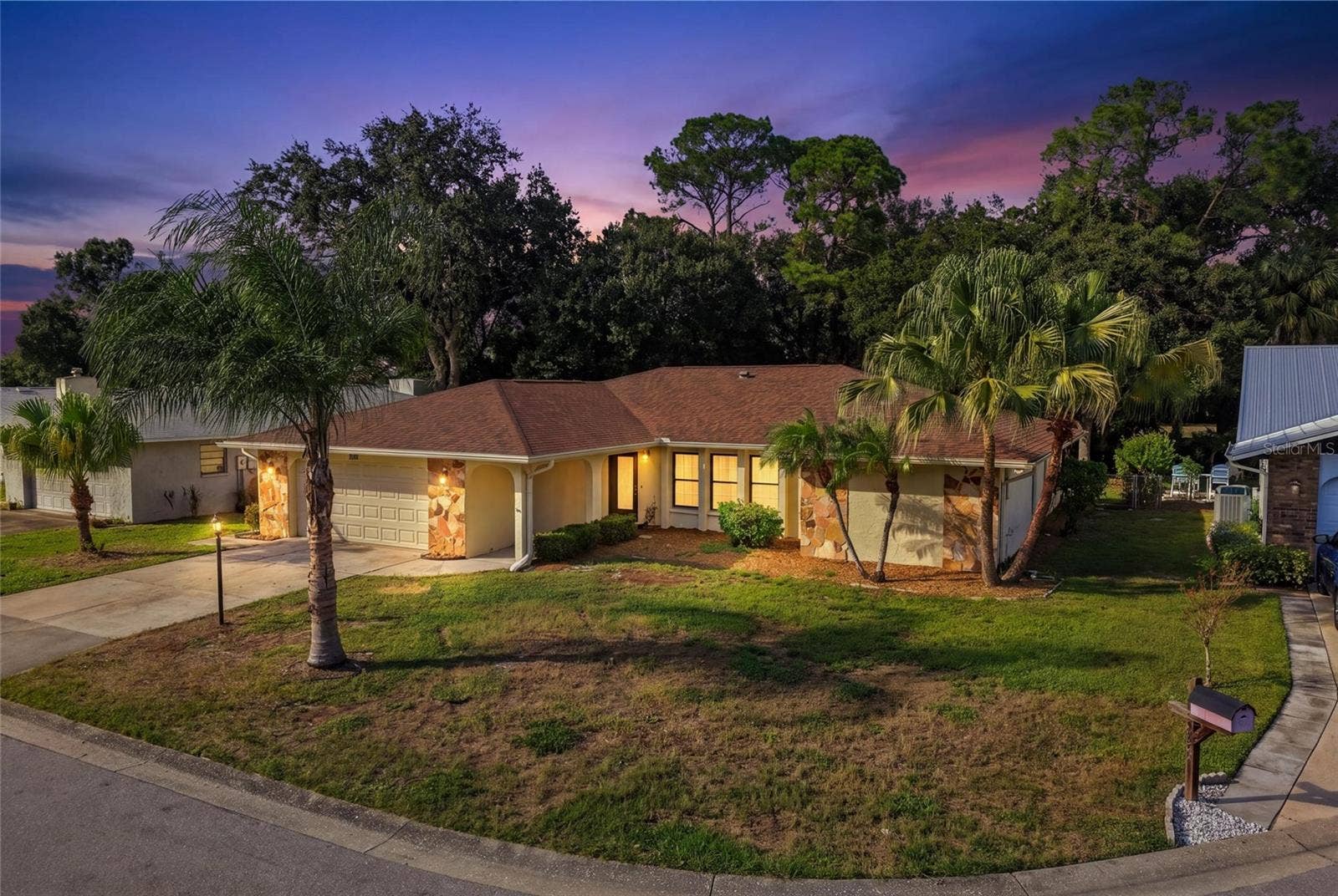 5561 BRIAR CREEK WAY, Sarasota, FL 34235 5561 BRIAR CREEK WAY, Sarasota, FL 34235