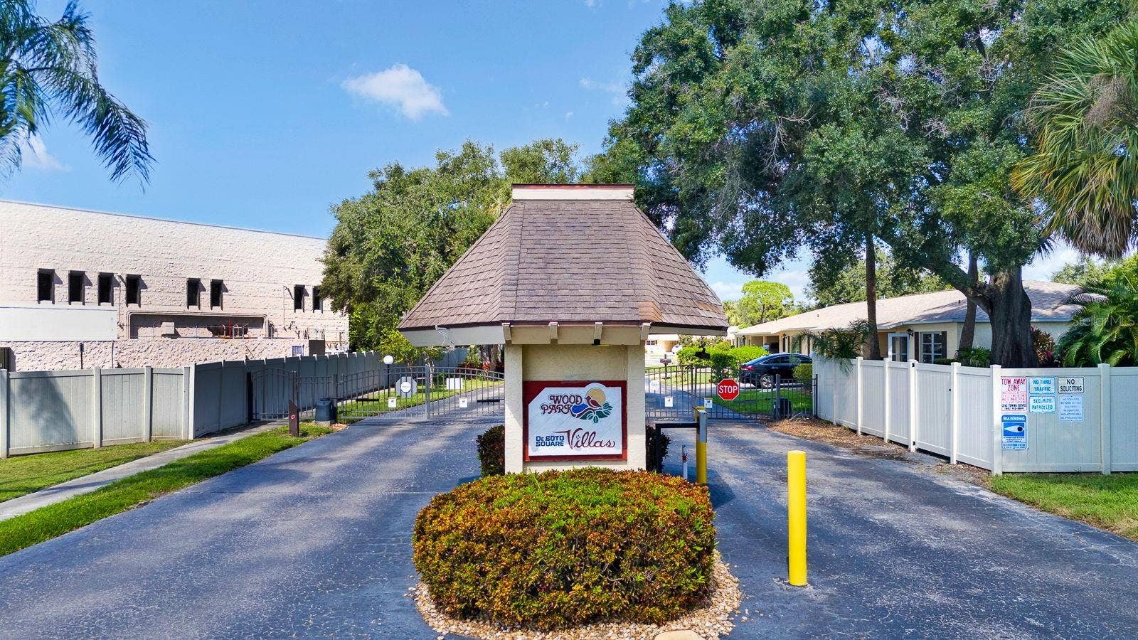 390 301 BOULEVARD W, #10C, Bradenton, FL 34205 390 301 BOULEVARD W, #10C, Bradenton, FL 34205