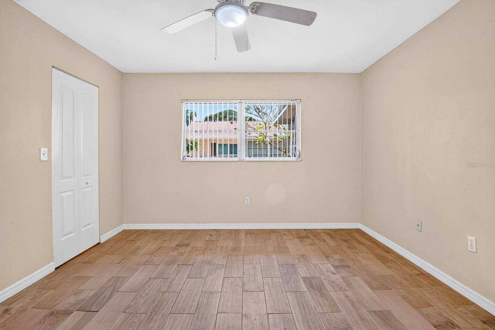 390 301 BOULEVARD W, #10C, Bradenton, FL 34205 Primary Bedroom
