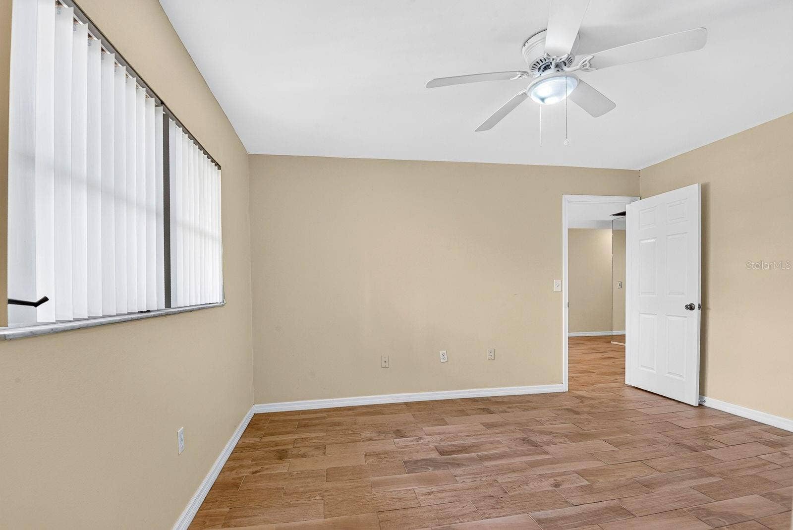 390 301 BOULEVARD W, #10C, Bradenton, FL 34205 Primary Bedroom