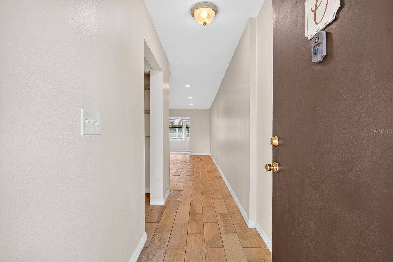 390 301 BOULEVARD W, #10C, Bradenton, FL 34205 Foyer
