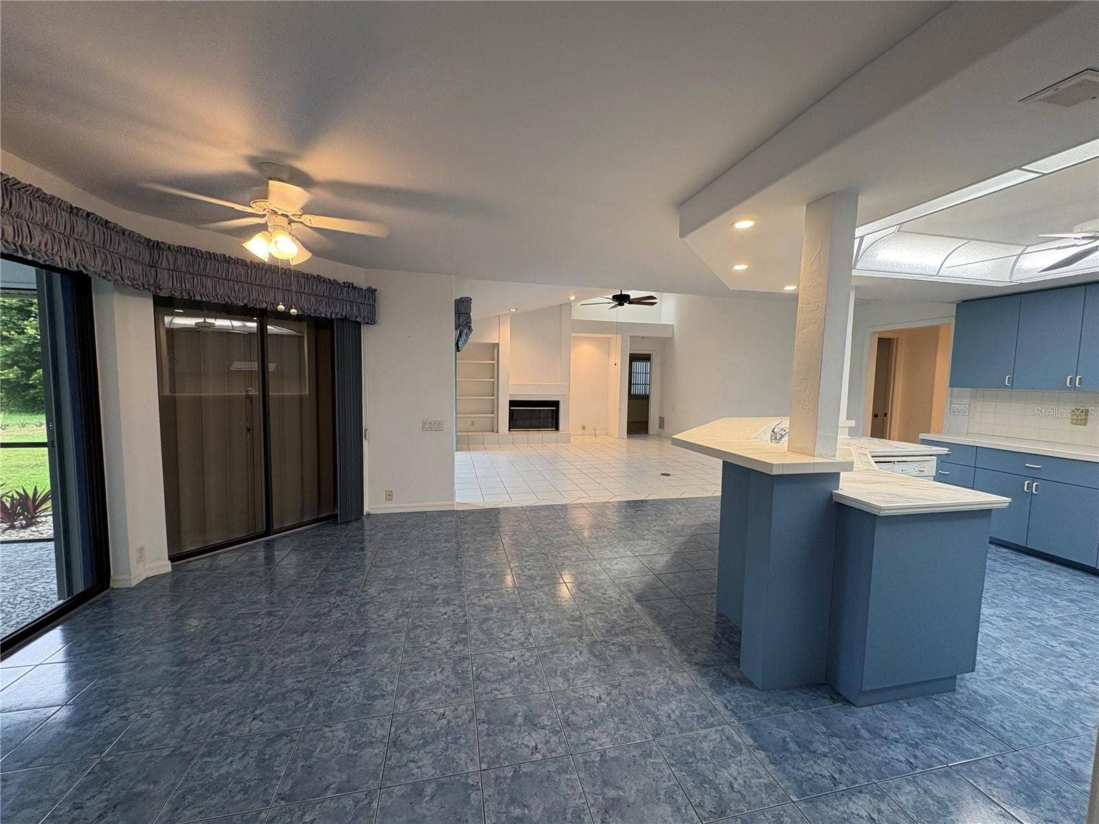 4328 COUNTRY CLUB BOULEVARD, Cape Coral, FL 33904 Breakfast Nook Kitchen and Family Room