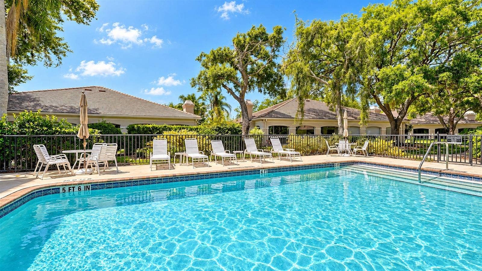 3814 OAKLEY GREENE, #27, Sarasota, FL 34235