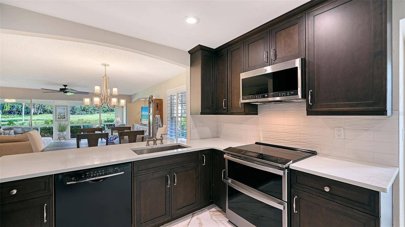3814 OAKLEY GREENE, #27, Sarasota, FL 34235