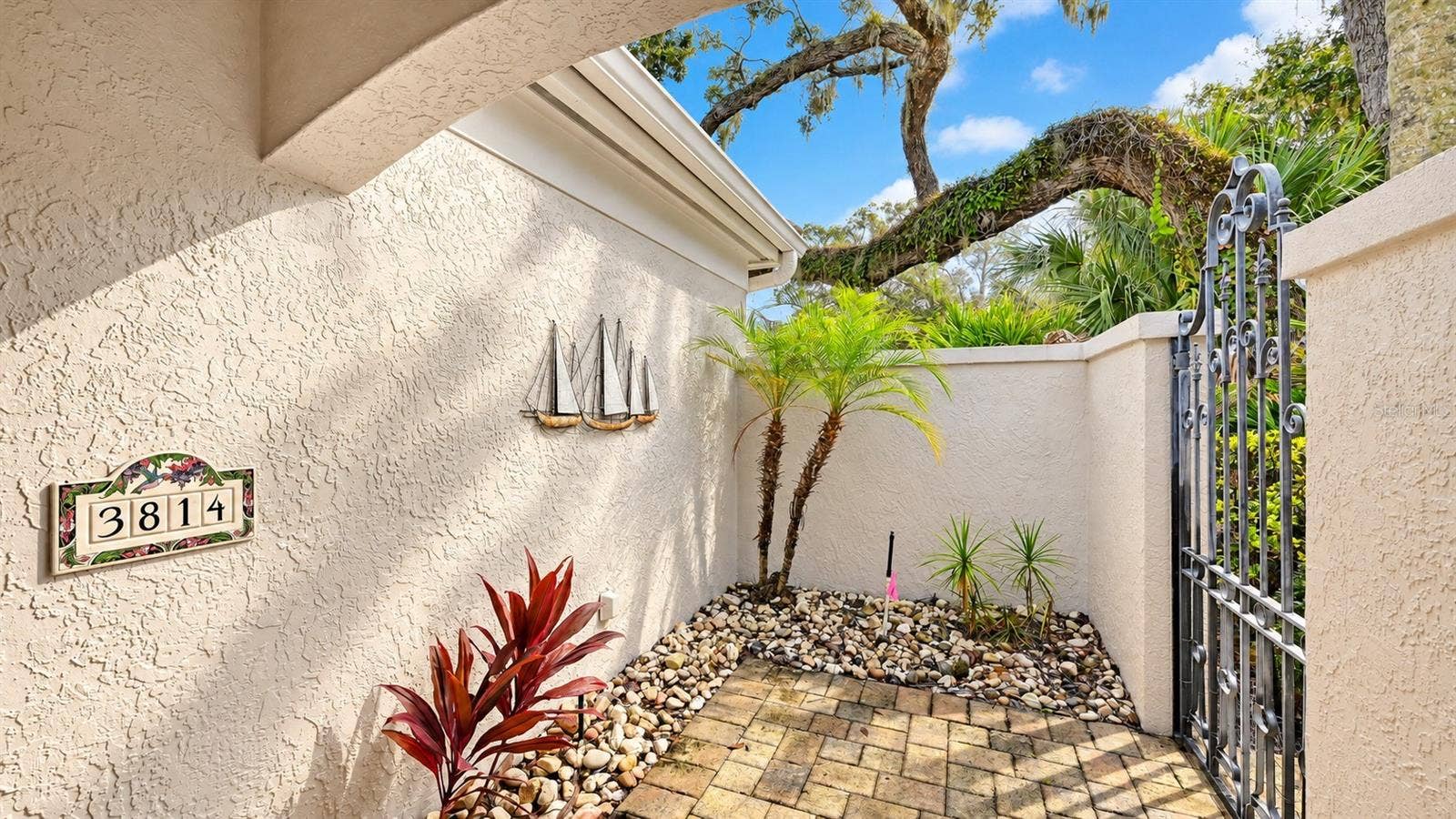 3814 OAKLEY GREENE, #27, Sarasota, FL 34235