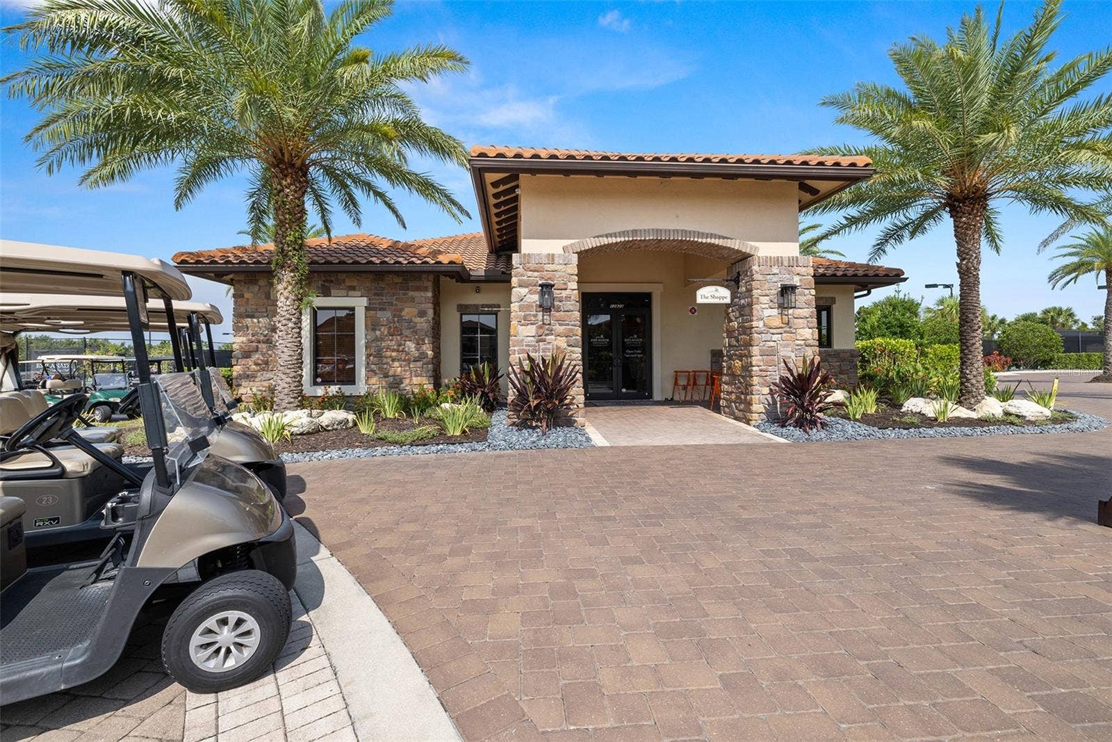 4723 BENITO COURT, Bradenton, FL 34211 4723 BENITO COURT, Bradenton, FL 34211
