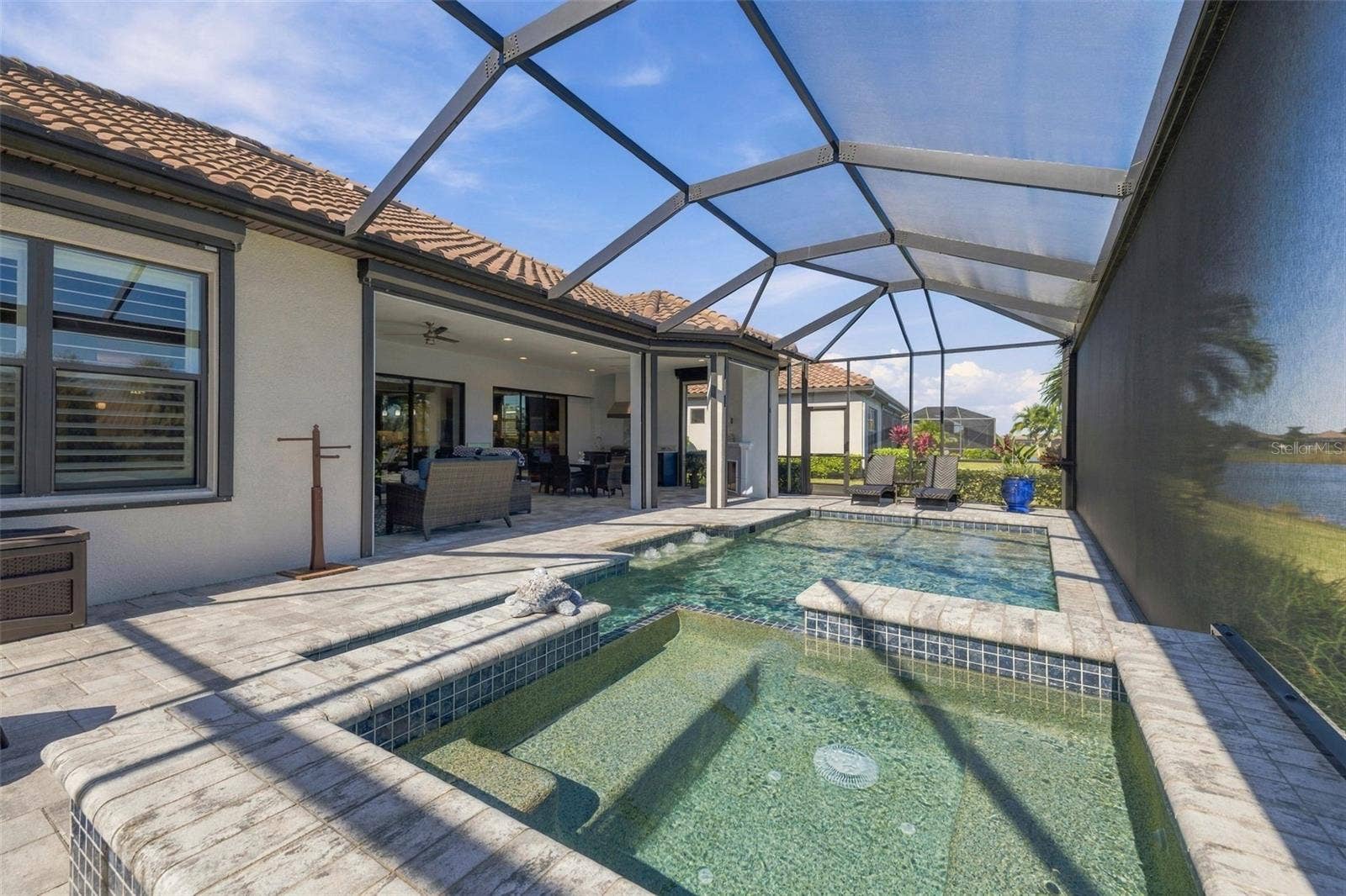 4723 BENITO COURT, Bradenton, FL 34211 Outdoor living