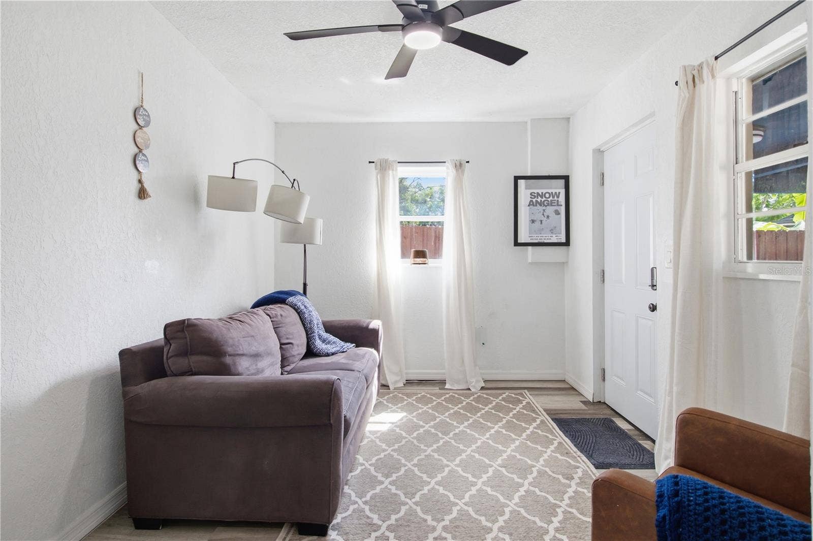 1807 DOUGLAS AVENUE, Clearwater, FL 33755