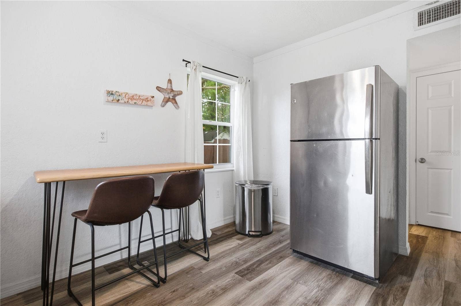 1807 DOUGLAS AVENUE, Clearwater, FL 33755