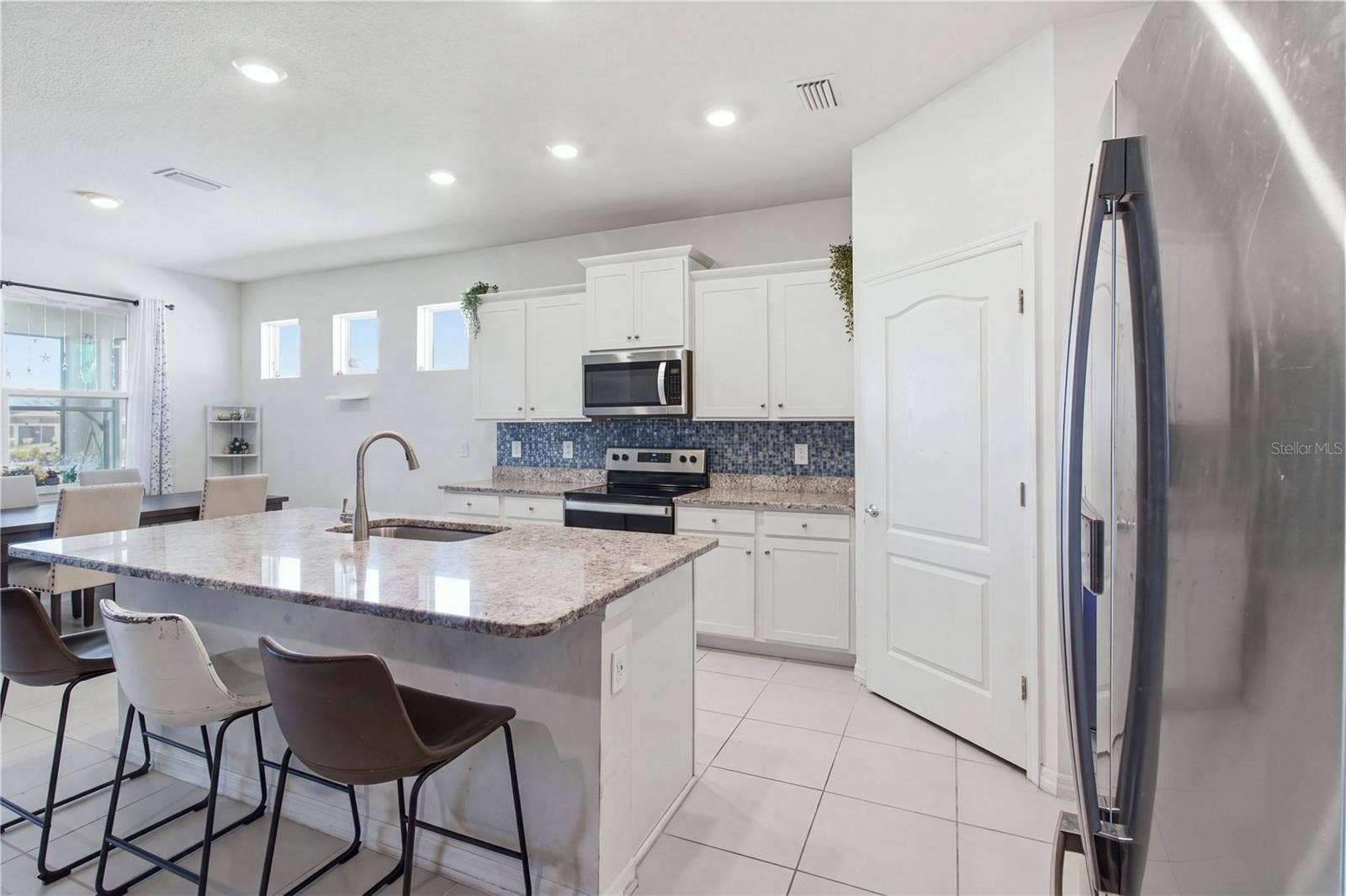 5910 OAK BRIDGE COURT, Bradenton, FL 34211 5910 OAK BRIDGE COURT, Bradenton, FL 34211