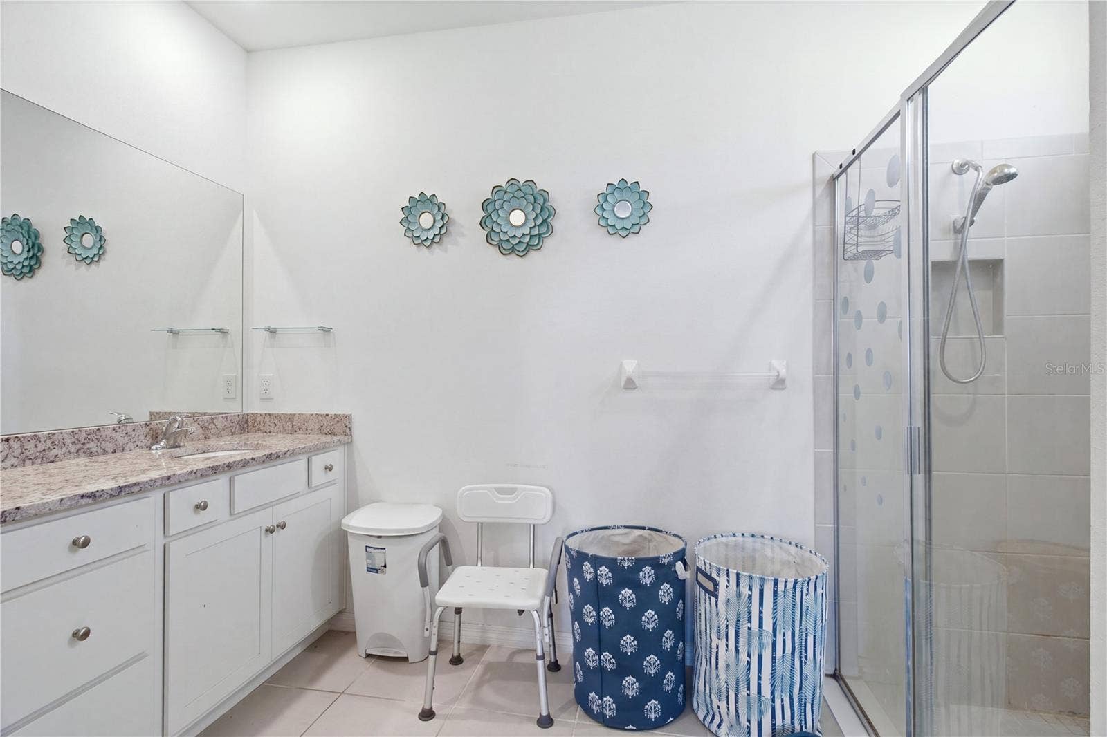 5910 OAK BRIDGE COURT, Bradenton, FL 34211 5910 OAK BRIDGE COURT, Bradenton, FL 34211