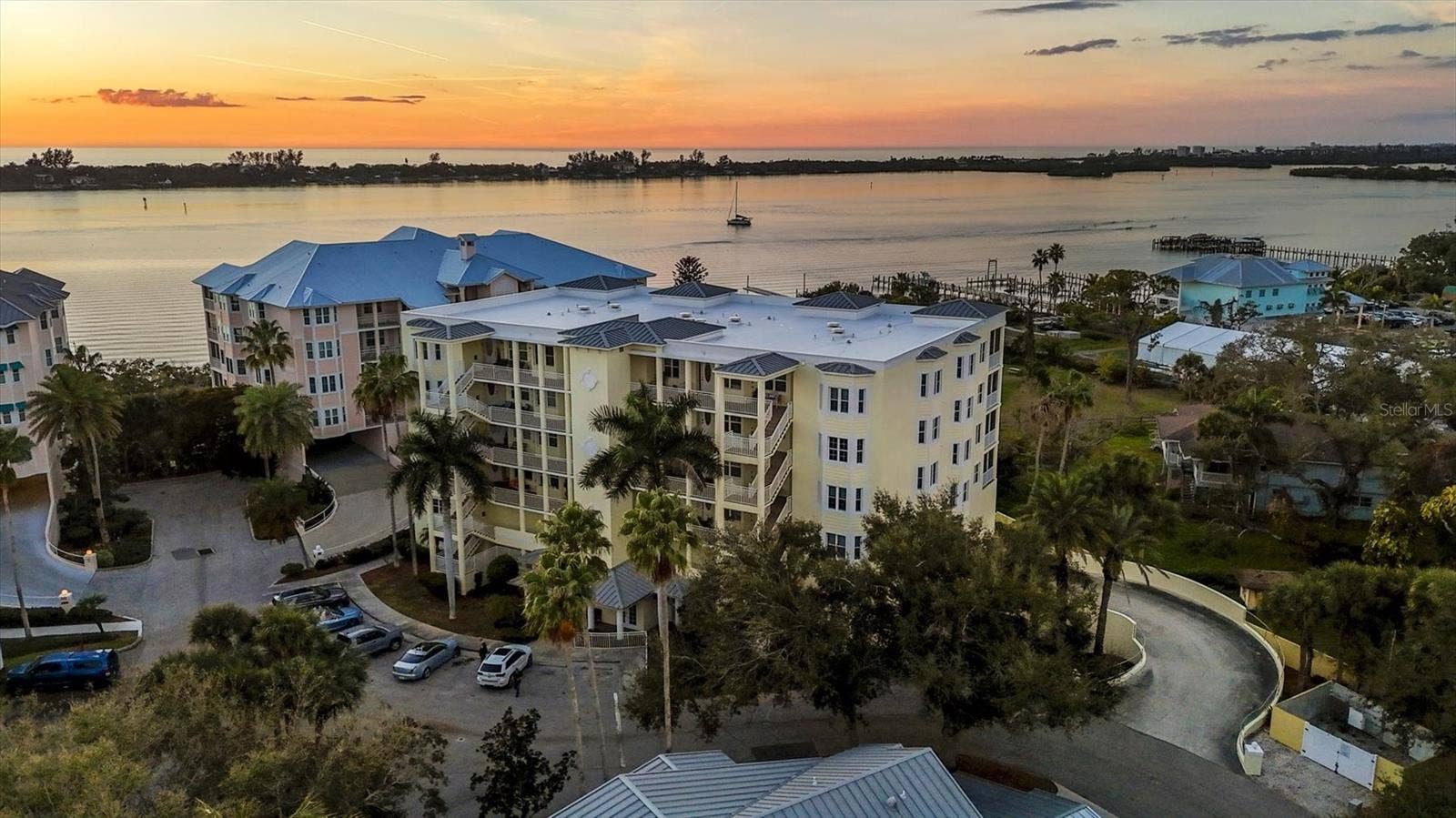 232 HIDDEN BAY DRIVE, #303, Osprey, FL 34229