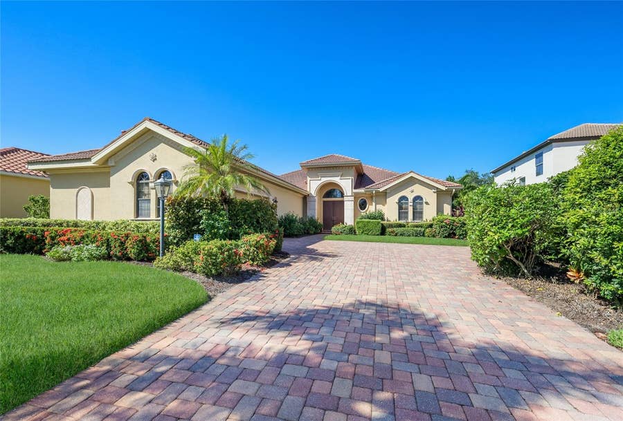 Property photo for 6918 BRIER CREEK COURT, Lakewood Ranch, FL