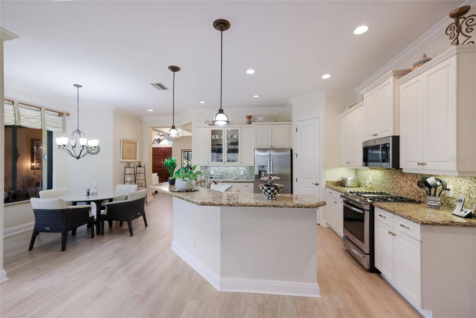 6918 BRIER CREEK COURT, Lakewood Ranch, FL 34202 6918 BRIER CREEK COURT, Lakewood Ranch, FL 34202