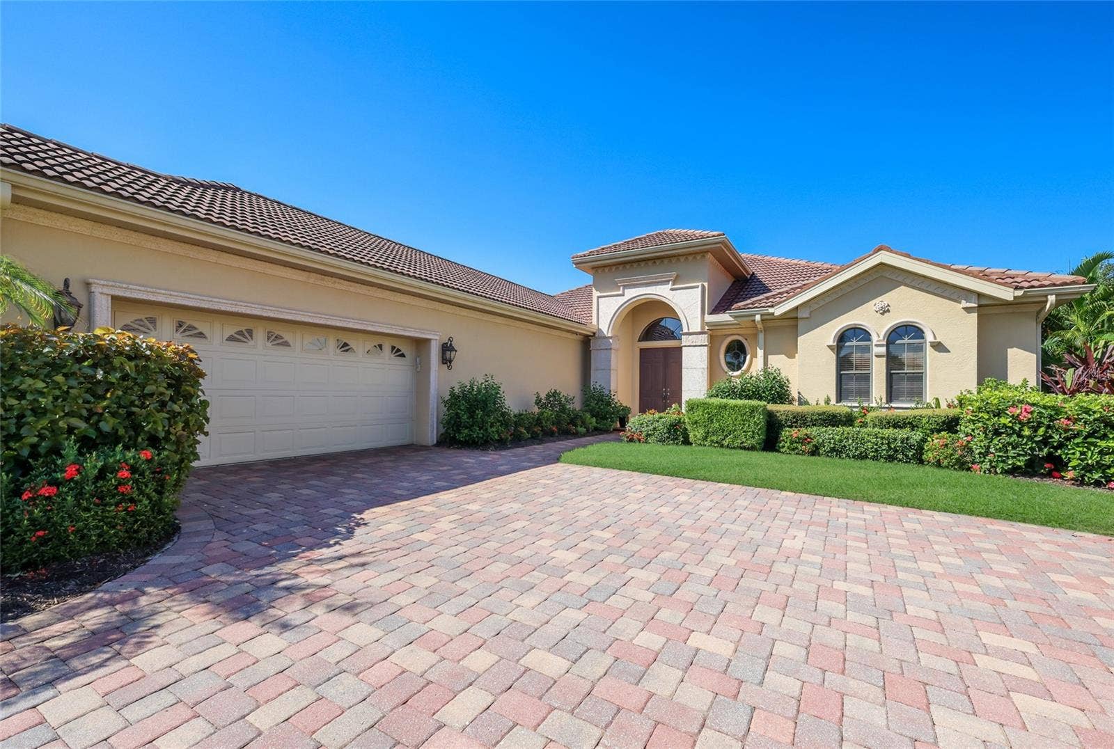 6918 BRIER CREEK COURT, Lakewood Ranch, FL 34202 6918 BRIER CREEK COURT, Lakewood Ranch, FL 34202
