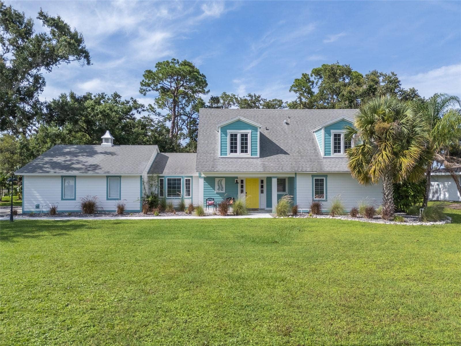 5005 CANTERBURY DRIVE, Sarasota, FL 34243 5005 Canterbury Drive