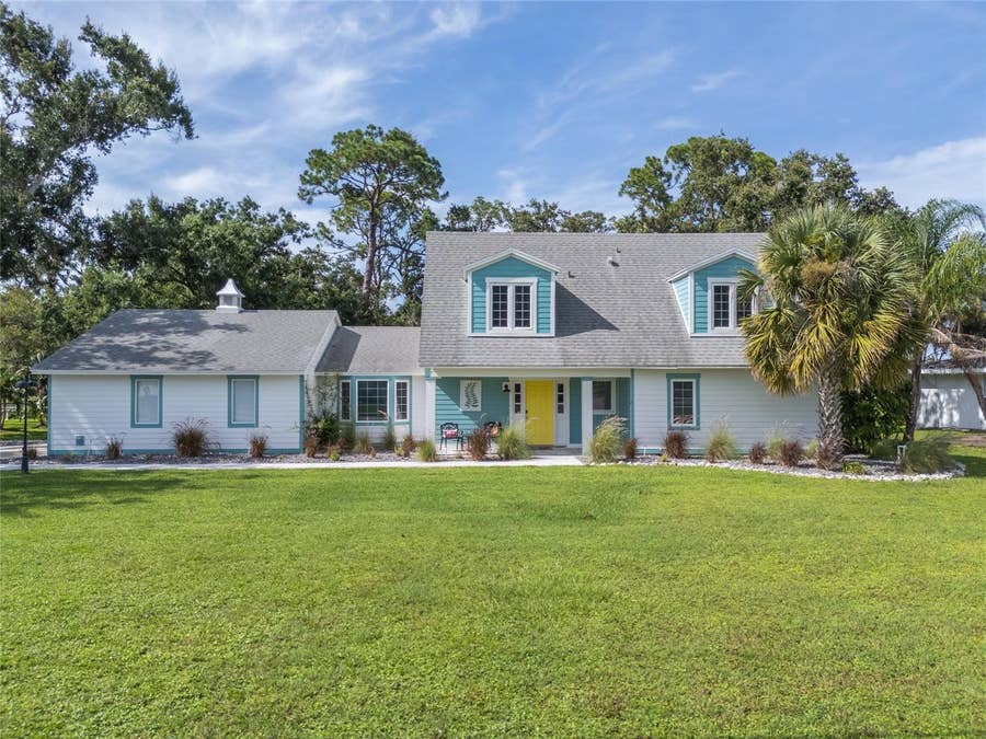 Property photo for 5005 CANTERBURY DRIVE, Sarasota, FL