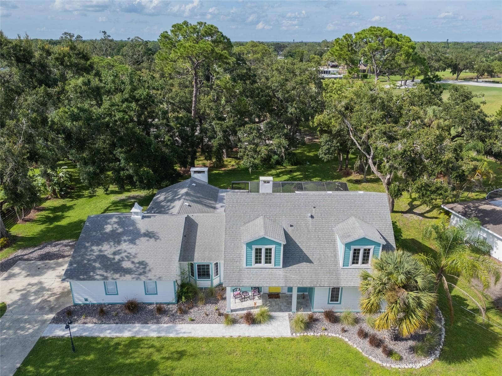 5005 CANTERBURY DRIVE, Sarasota, FL 34243 Front of Home