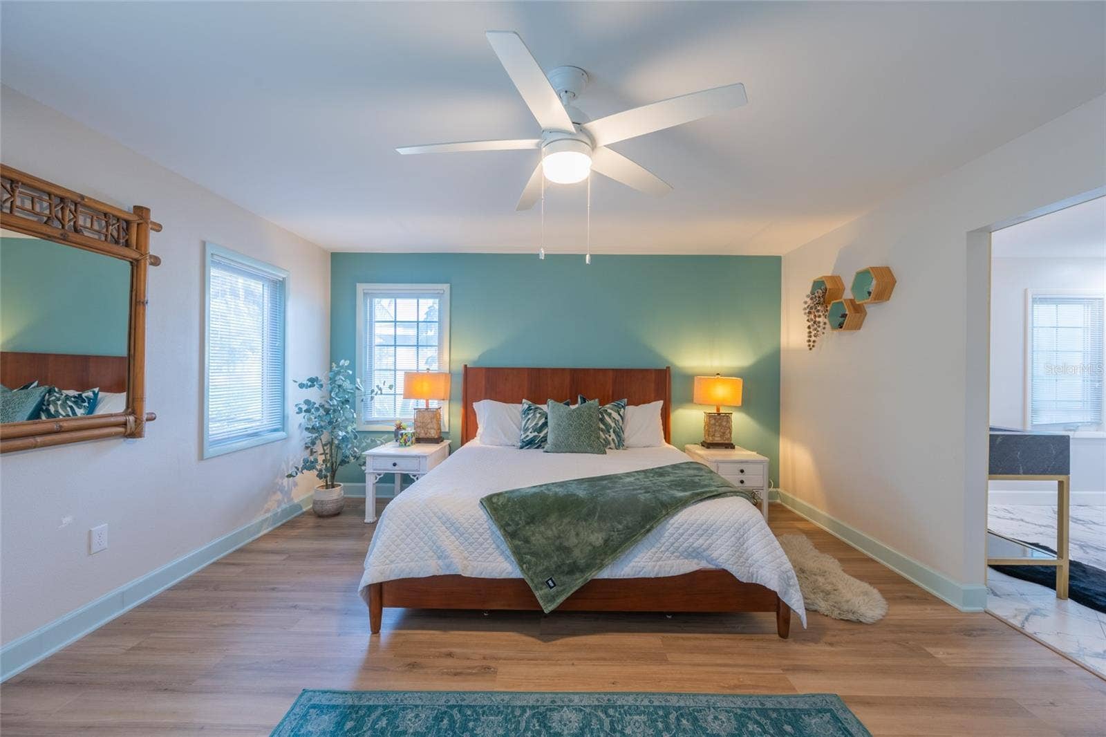 5005 CANTERBURY DRIVE, Sarasota, FL 34243 Primary Bedroom