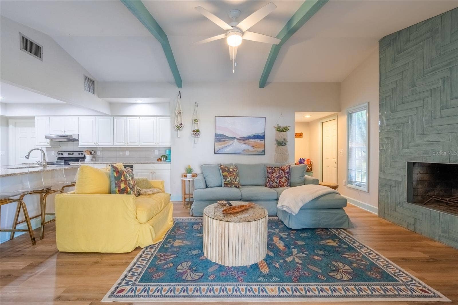 5005 CANTERBURY DRIVE, Sarasota, FL 34243 Family Room
