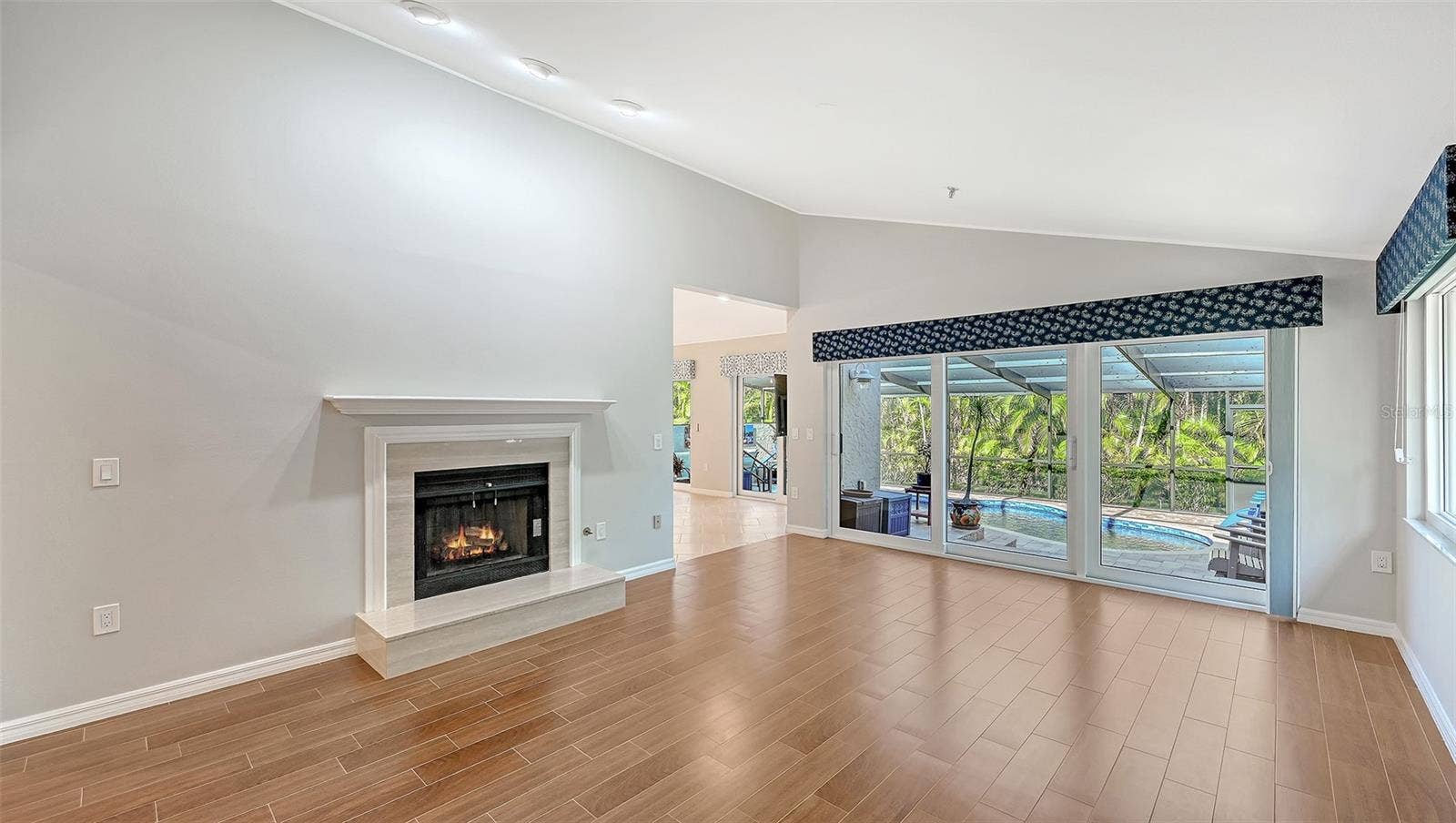 2245 HARBOURSIDE DRIVE, #101, Longboat Key, FL 34228 2245 HARBOURSIDE DRIVE, #101, Longboat Key, FL 34228