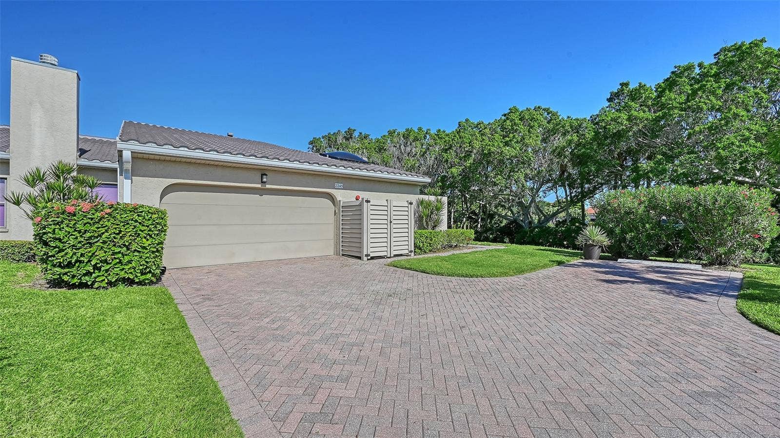 2245 HARBOURSIDE DRIVE, #101, Longboat Key, FL 34228 2245 HARBOURSIDE DRIVE, #101, Longboat Key, FL 34228
