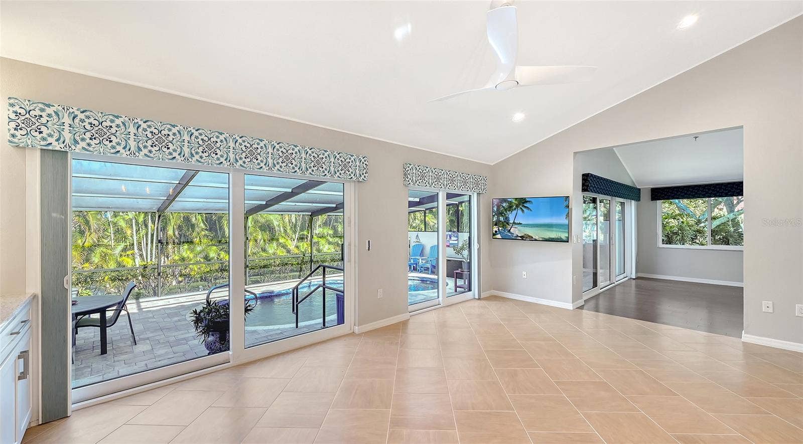 2245 HARBOURSIDE DRIVE, #101, Longboat Key, FL 34228 2245 HARBOURSIDE DRIVE, #101, Longboat Key, FL 34228