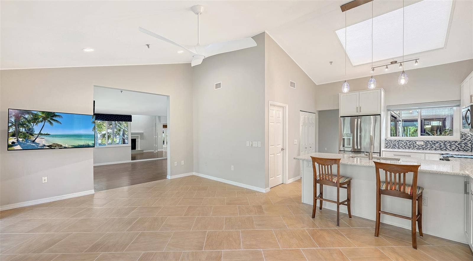 2245 HARBOURSIDE DRIVE, #101, Longboat Key, FL 34228 2245 HARBOURSIDE DRIVE, #101, Longboat Key, FL 34228