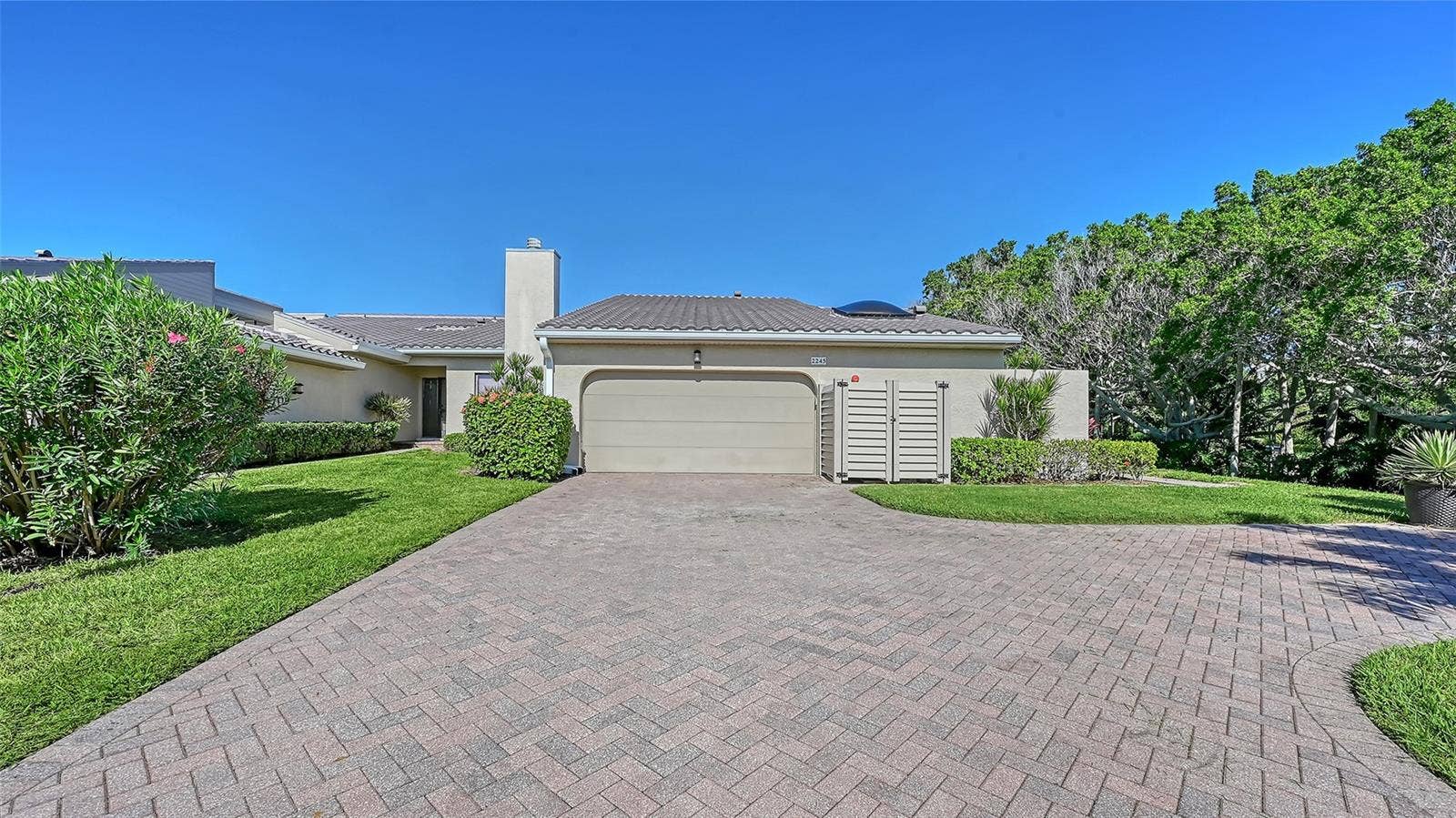 2245 HARBOURSIDE DRIVE, #101, Longboat Key, FL 34228 2245 HARBOURSIDE DRIVE, #101, Longboat Key, FL 34228