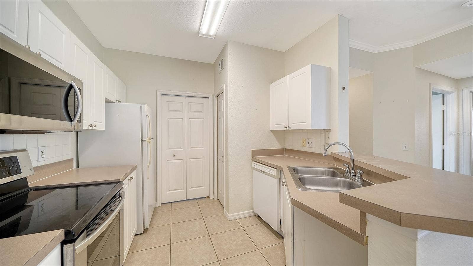 5168 NORTHRIDGE ROAD, #103, Sarasota, FL 34238 KITCHEN