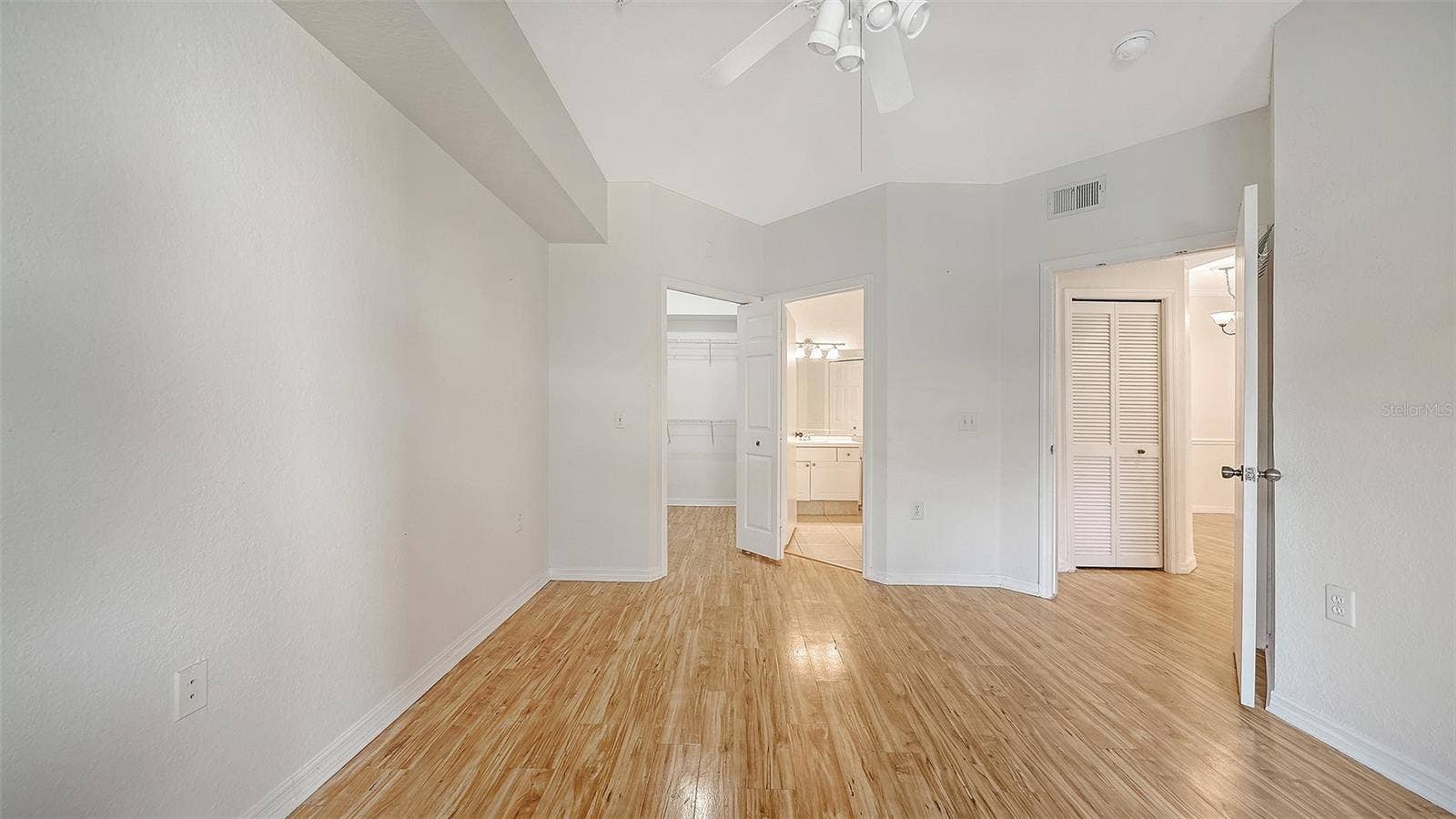 5168 NORTHRIDGE ROAD, #103, Sarasota, FL 34238 MASTER BEDROOM