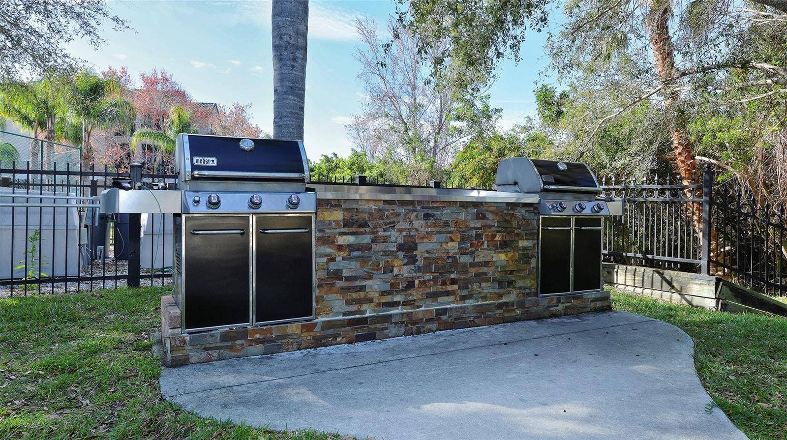 5168 NORTHRIDGE ROAD, #103, Sarasota, FL 34238 GRILLING