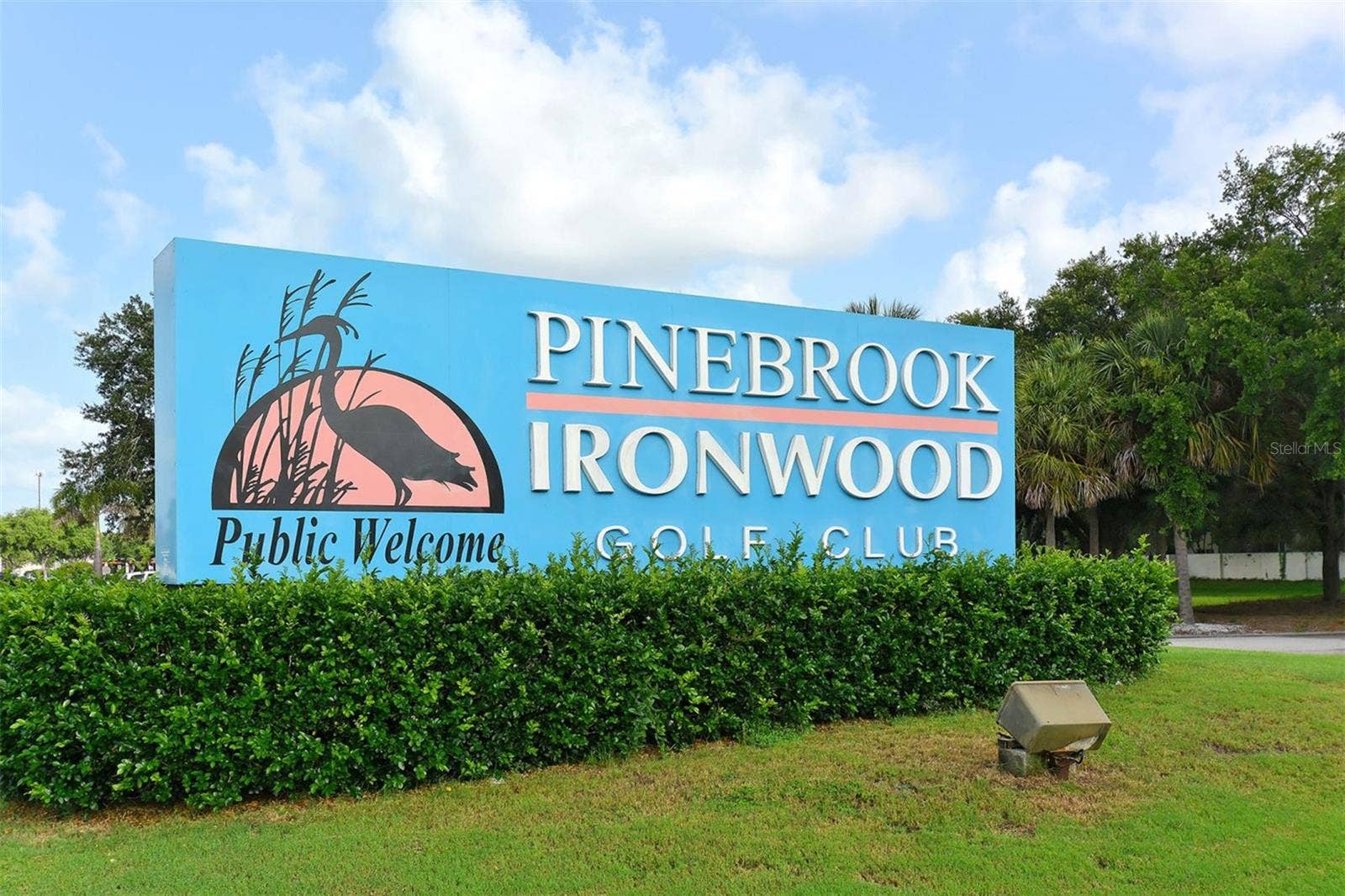 4550 PINEBROOK CIRCLE, #203, Bradenton, FL 34209 Golf course entry sign