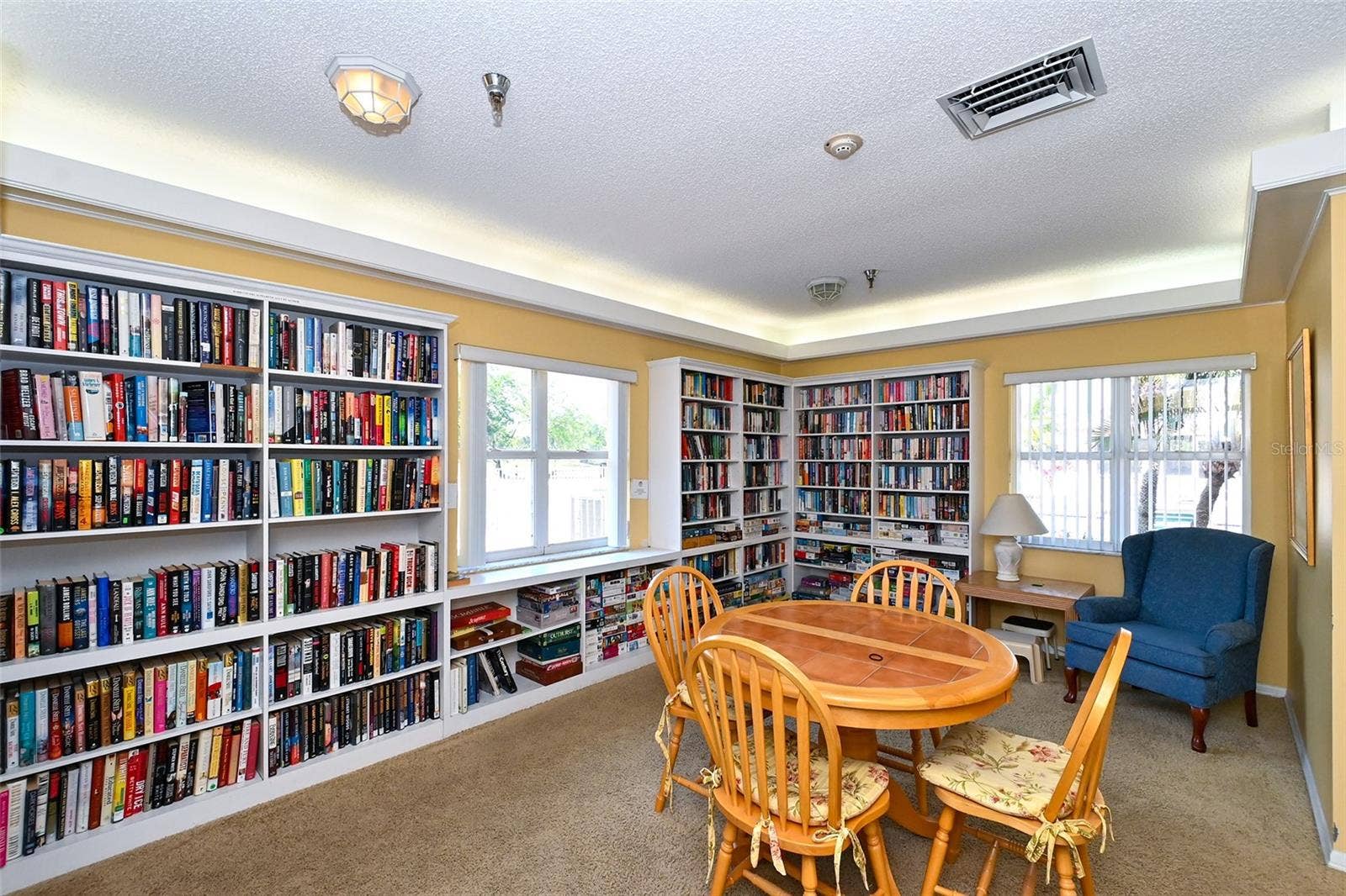4550 PINEBROOK CIRCLE, #203, Bradenton, FL 34209 Clubhouse Library