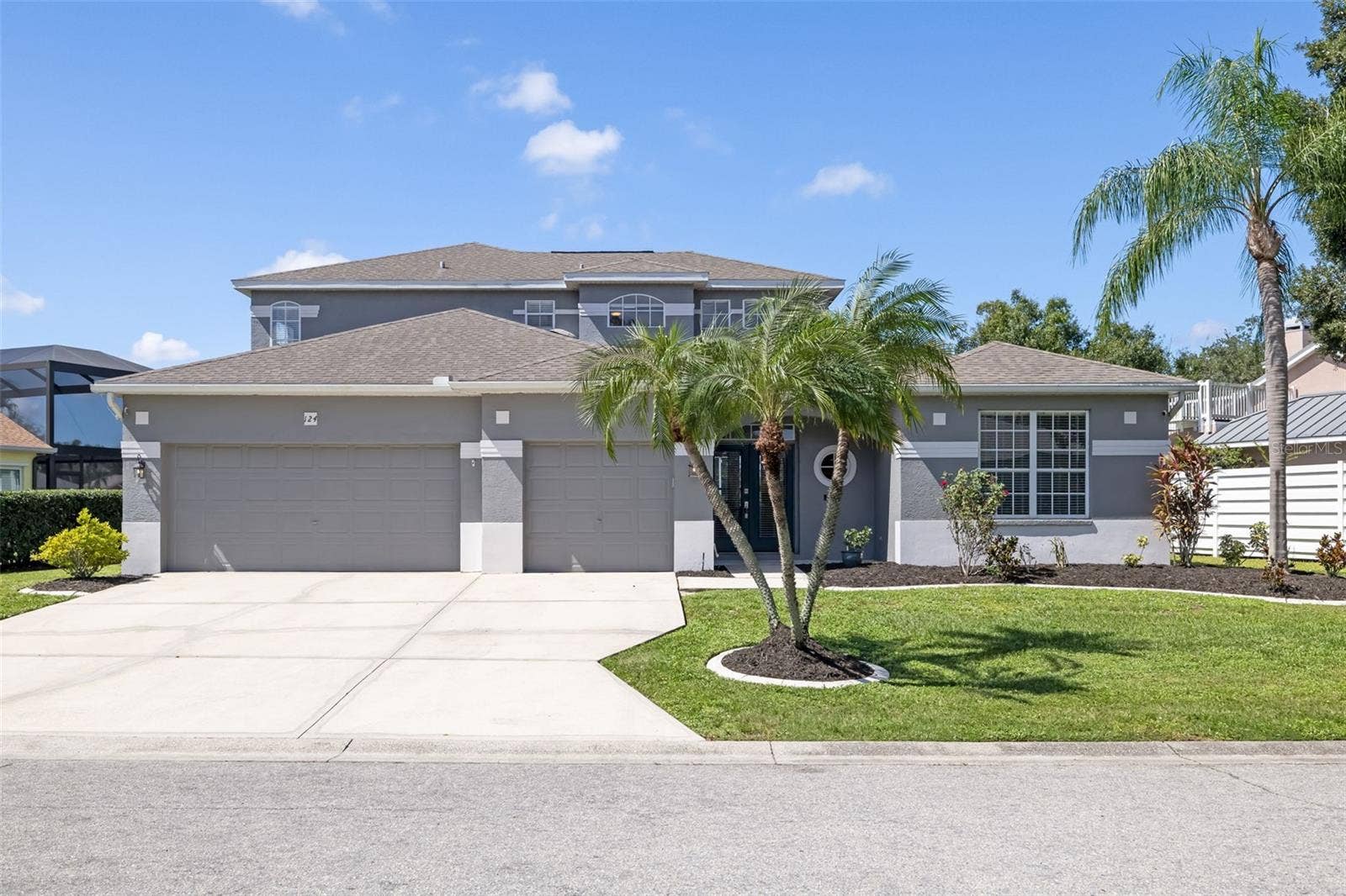 124 41ST CIRCLE E, Bradenton, FL 34208 124 41ST CIRCLE E, Bradenton, FL 34208
