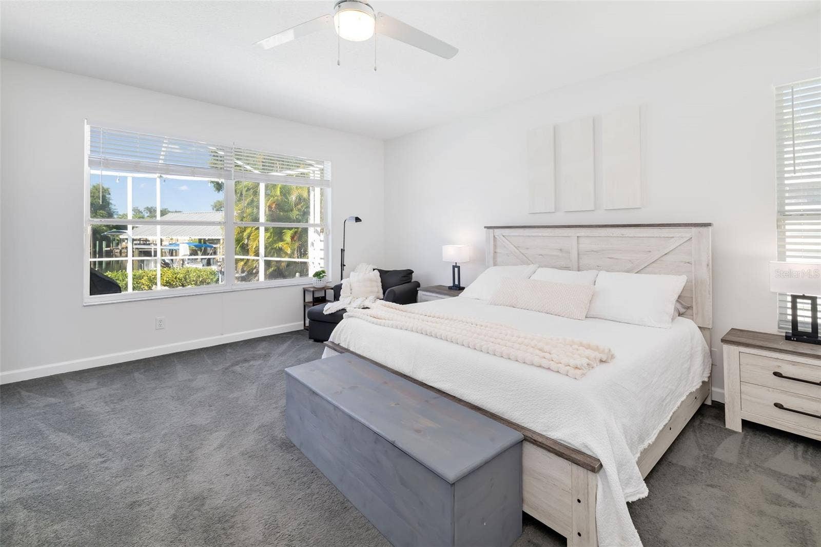 124 41ST CIRCLE E, Bradenton, FL 34208 124 41ST CIRCLE E, Bradenton, FL 34208