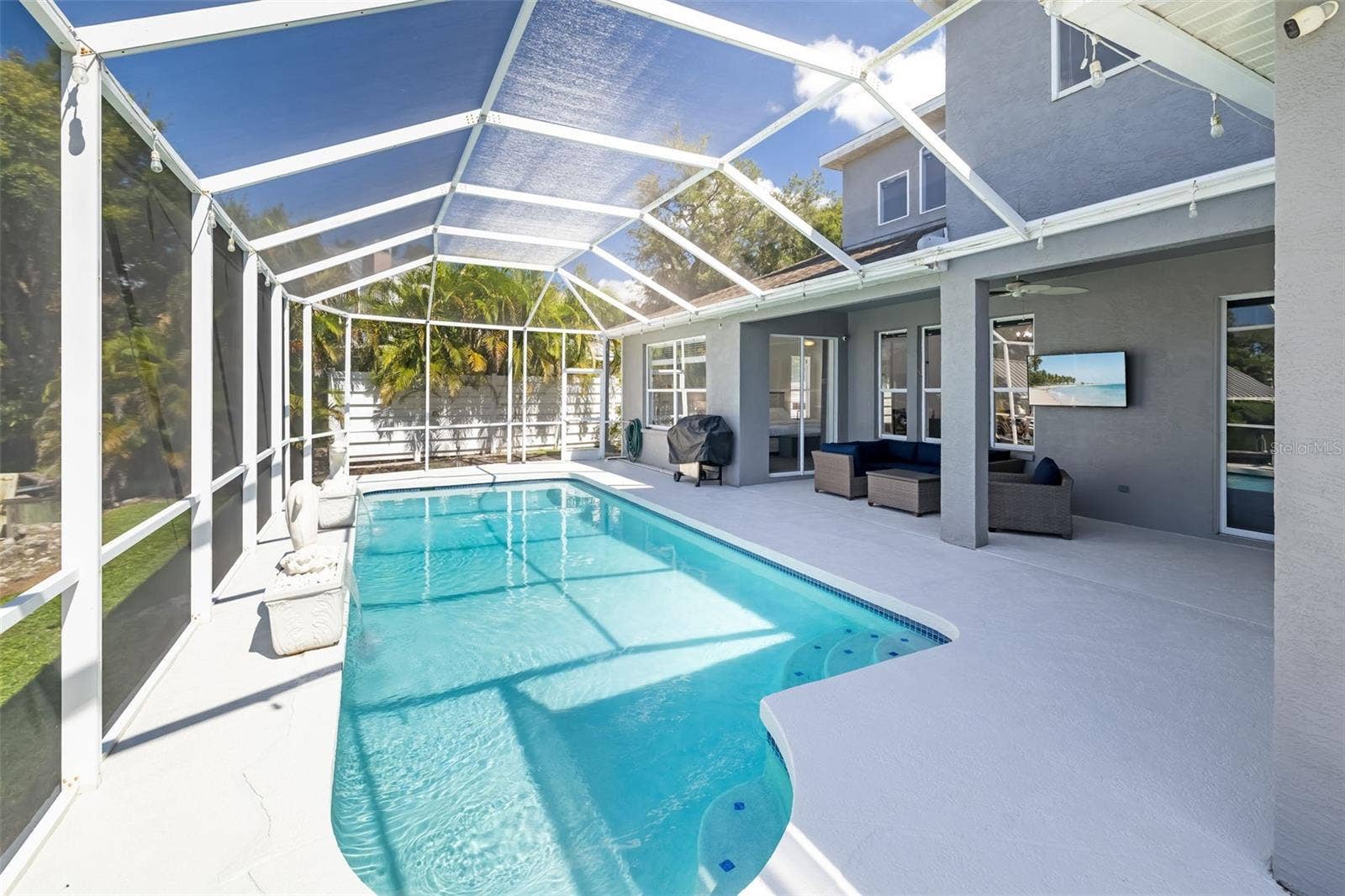 124 41ST CIRCLE E, Bradenton, FL 34208 124 41ST CIRCLE E, Bradenton, FL 34208